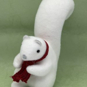 Игрушка Белка (флок), белый