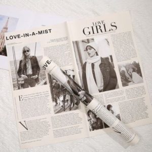 Пленка газета "Love girls" 57*57см Кремовая 243 20 листов т.м.60